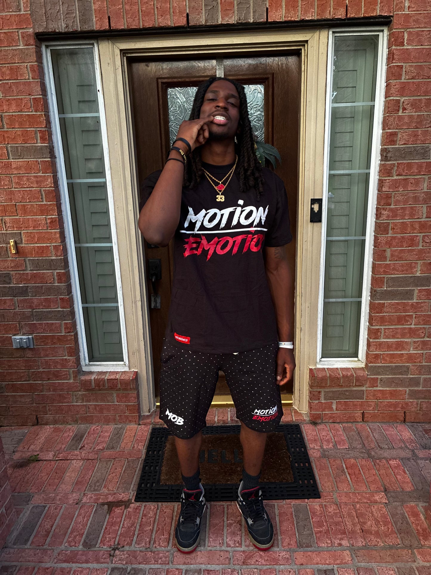 MOTION OVER EMOTION BLACK SHORTS